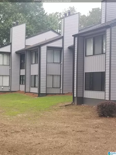 403 Paradise Isle #403, Riverside, AL 35135