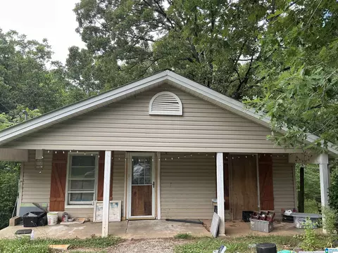 1129 Settlement Rd, Sylacauga, AL 35151