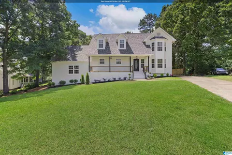 292 Kentwood Dr, Alabaster, AL 35007
