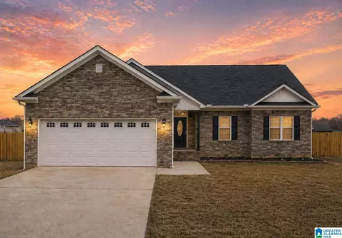5003 Red Oak Dr, Oxford, AL 36203
