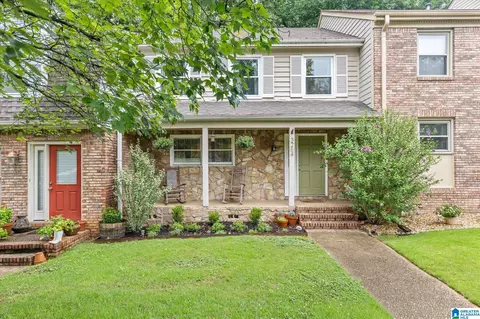 3264 Overton Manor Dr, Vestavia, AL 35243