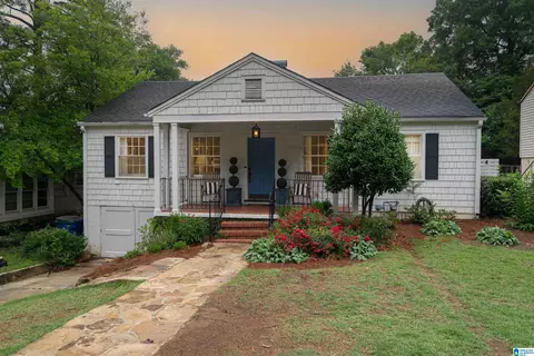 1704 Shades Park Dr, Homewood, AL 35209