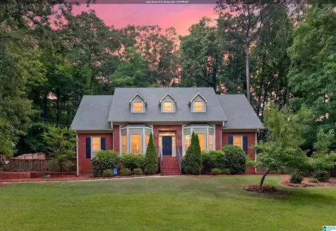 495 Hillandell Dr, Hoover, AL 35244