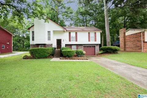 1541 W Smithfield Ln, Dolomite, AL 35061