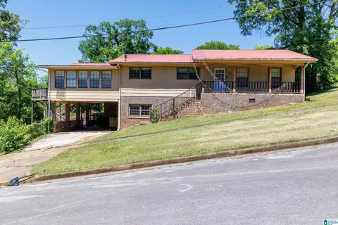 631 17th St S, Bessemer, AL 35020