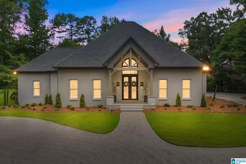 5018 Greystone Way, Birmingham, AL 35242