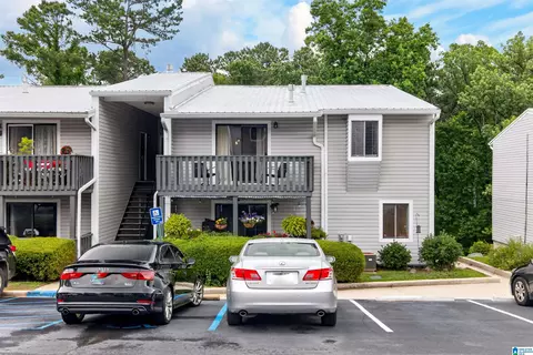 308 Woodland Vlg #308, Birmingham, AL 35216