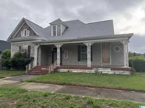 710 Pettus St, Selma, AL 36701