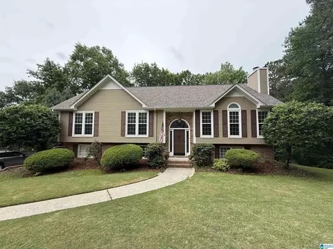 197 Ashton Ave, Trussville, AL 35173