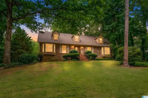 3428 Oakdale Dr, Mountain Brook, AL 35223