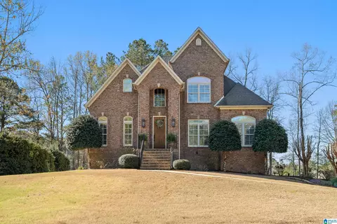 6315 Hunters Creek Dr, Trussville, AL 35173