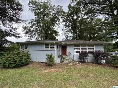 1031 Alford Ave, Hoover, AL 35226
