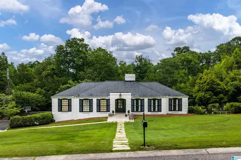3365 Spring Valley Ct, Mountain Brook, AL 35223