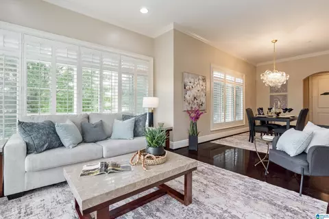 200 Hallman Hl E #217, Homewood, AL 35209
