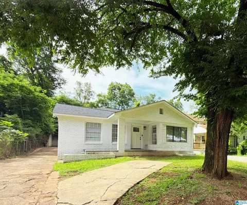 4605 Hillman Dr SW, Birmingham, AL 35221