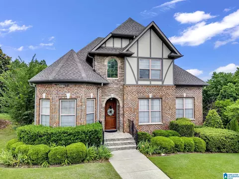 7448 Turnberry Dr, Gardendale, AL 35071