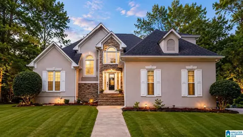 4037 S Shades Crest Rd, Hoover, AL 35244
