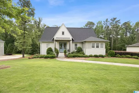 2021 Kinzel Ln, Hoover, AL 35242