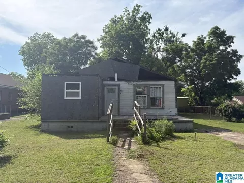 2320 12th Ct N, Bessemer, AL 35020