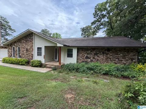 289 Osprey Dr, Pell City, AL 35128