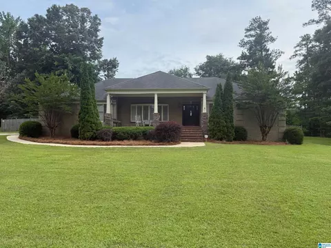 1370 Green Acres Trl, Bessemer, AL 35022