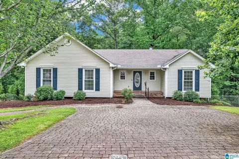 941 Brookridge Dr, Gardendale, AL 35071