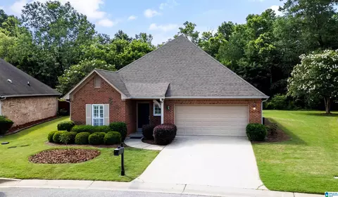 337 Creekside Ln, Pelham, AL 35124