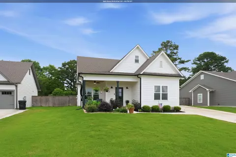 1481 Brooks Dr, Mount Olive, AL 35117