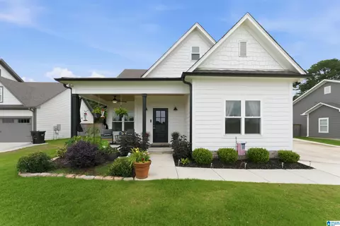 1481 Brooks Dr, Mount Olive, AL 35117
