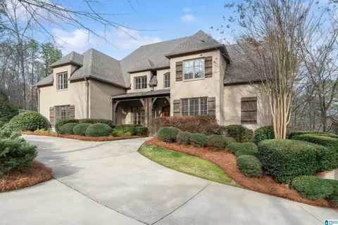 146 Foxfire Cir, Indian Springs Village, AL 35124