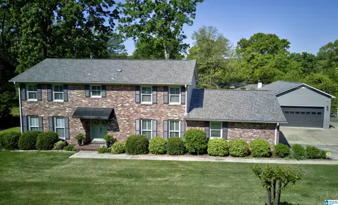 3324 Burning Tree Dr, Hoover, AL 35226