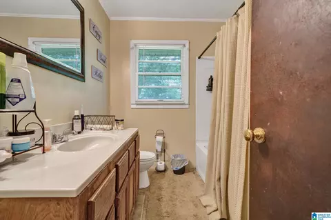 Bath - 357 Lenlock Dr, Anniston, AL 36206 photo 1 of 2