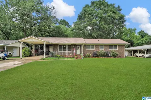 357 Lenlock Dr, Anniston, AL 36206