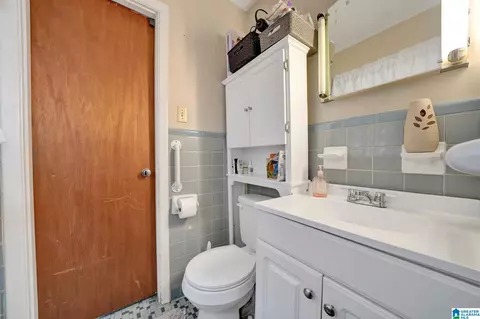 Bath - 357 Lenlock Dr, Anniston, AL 36206 photo 2 of 2