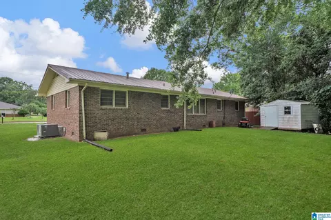 Exterior - 357 Lenlock Dr, Anniston, AL 36206 photo 4 of 4