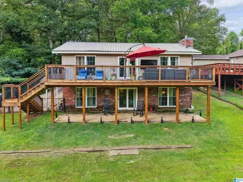 61 Perimeter Rd, Sylacauga, AL 35151