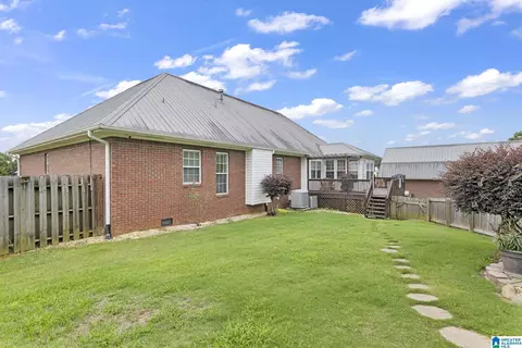Exterior - 1114 Hampton Dr, Morris, AL 35116 photo 12 of 17
