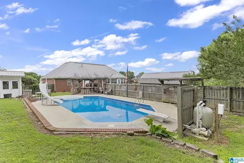 Exterior - 1114 Hampton Dr, Morris, AL 35116 photo 10 of 17