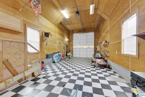 Entry Way - 1114 Hampton Dr, Morris, AL 35116 photo 6 of 7