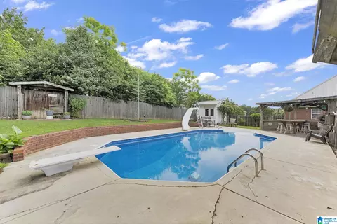 Exterior - 1114 Hampton Dr, Morris, AL 35116 photo 8 of 17