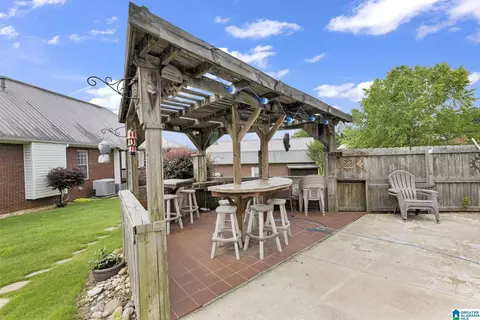 Exterior - 1114 Hampton Dr, Morris, AL 35116 photo 6 of 17