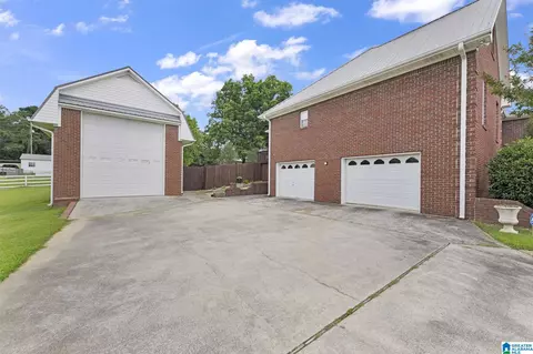 Exterior - 1114 Hampton Dr, Morris, AL 35116 photo 16 of 17