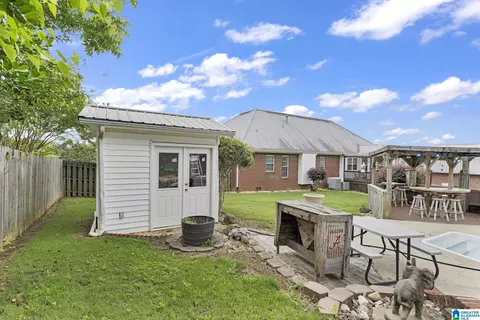 Exterior - 1114 Hampton Dr, Morris, AL 35116 photo 11 of 17
