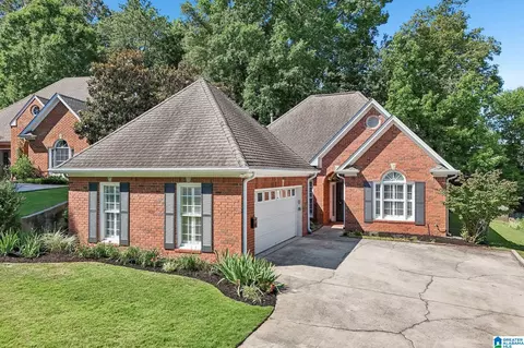 1113 Ashbury Sq, Hoover, AL 35216