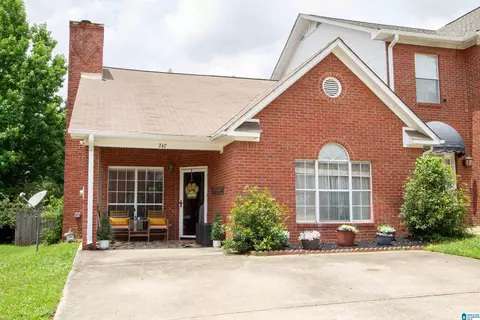247 Cambrian Ridge Trl, Pelham, AL 35124