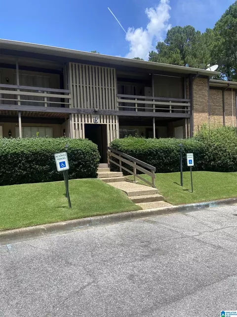 2812 Georgetown Dr #1526, Hoover, AL 35216
