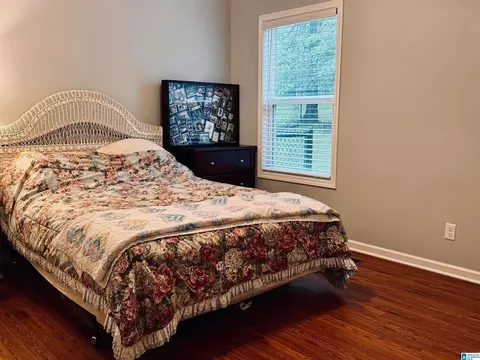 Bedroom - 804 Cheyenne Dr, Warrior, AL 35180 photo 4 of 5