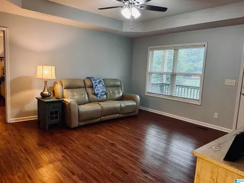 Living - 804 Cheyenne Dr, Warrior, AL 35180 photo 1 of 1