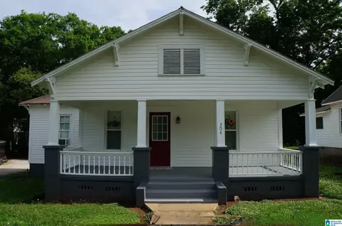 304 E 3rd St, Sylacauga, AL 35150