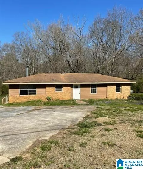 1804 Old Springville Rd, Center Point, AL 35215